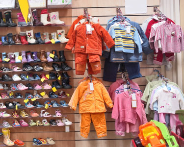 Kids Kissimmee: Clothing and Shoe Stores - Fun 4 Kissimmee Kids